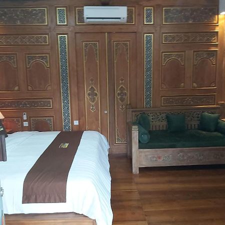 Villa Telaga Wana สุขาวาตี ภายนอก รูปภาพ