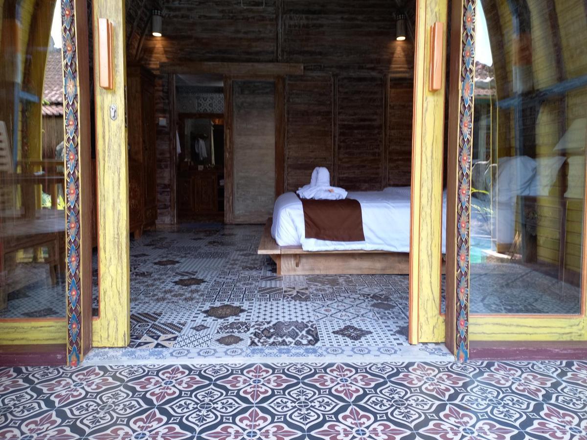 Villa Telaga Wana สุขาวาตี ภายนอก รูปภาพ