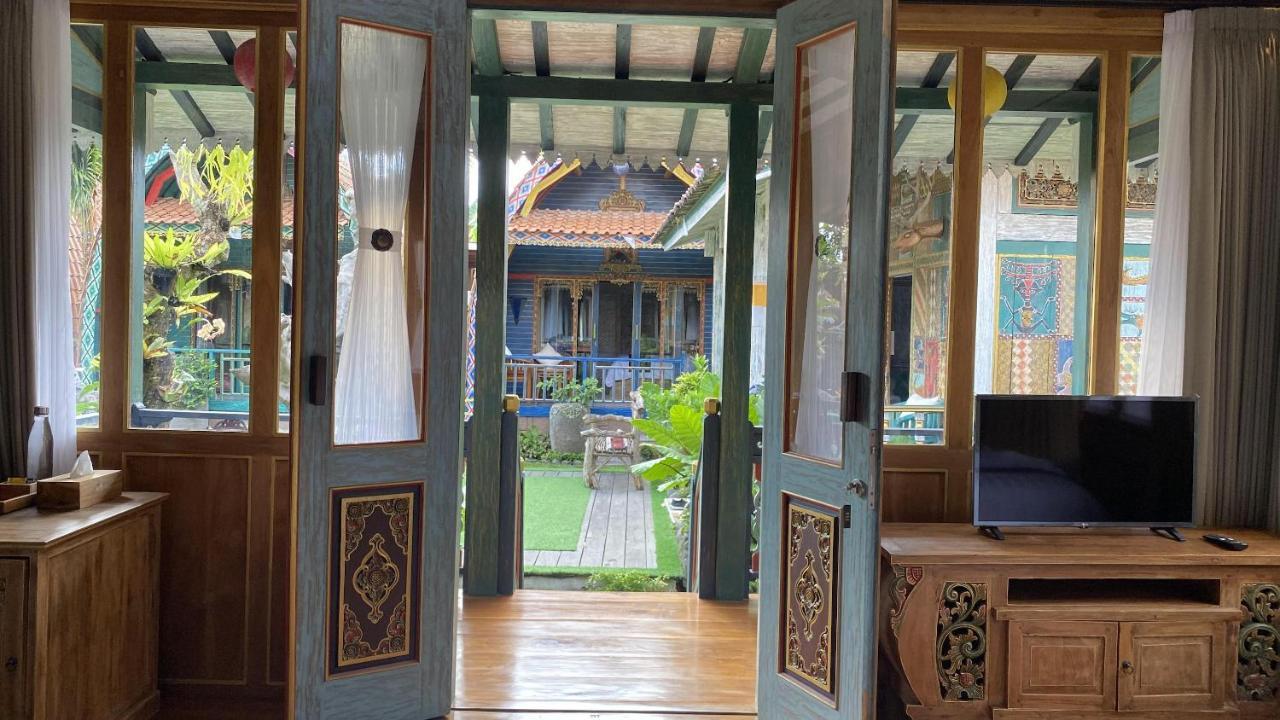 Villa Telaga Wana สุขาวาตี ภายนอก รูปภาพ